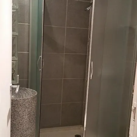 Grosso Studio Apartamento *
